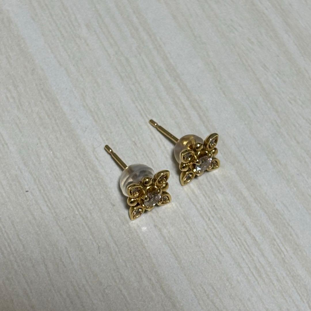 フェスタリア　ピアス