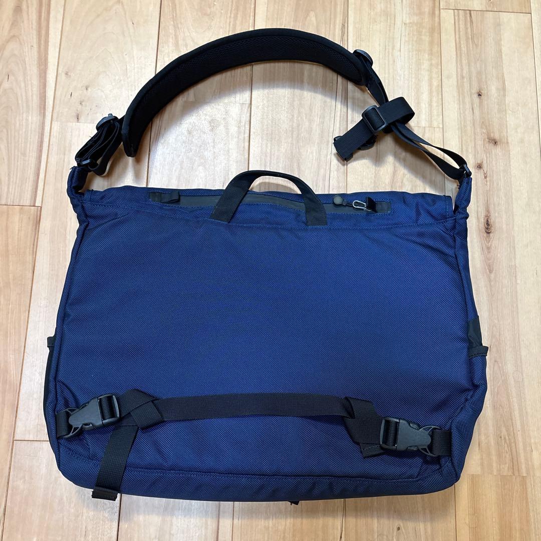 patagonia Half Mass ハーフマスメッセンジャーバッグ ネイビー