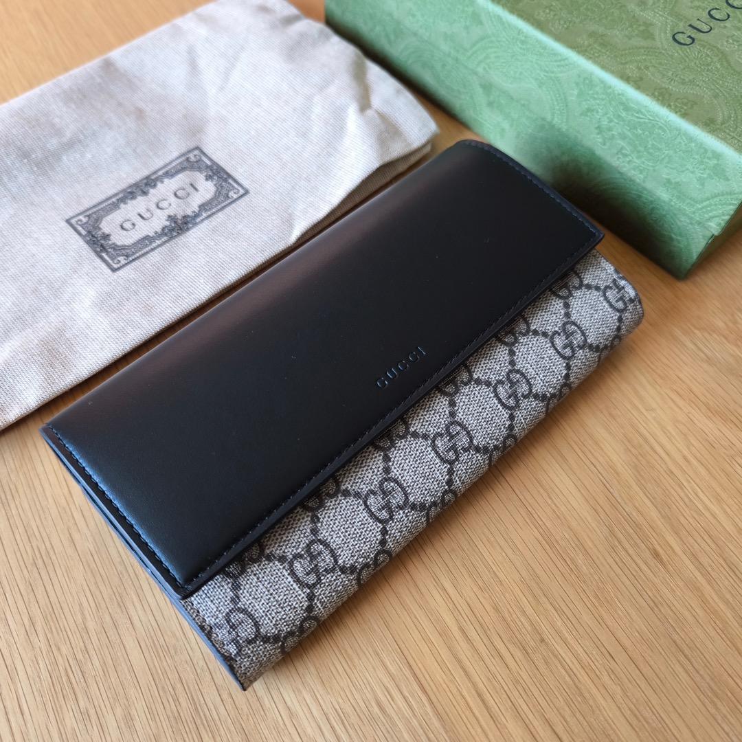 新品未使用！Gucci 人気 GGスプリーム ユニセックス 二つ折り長財布