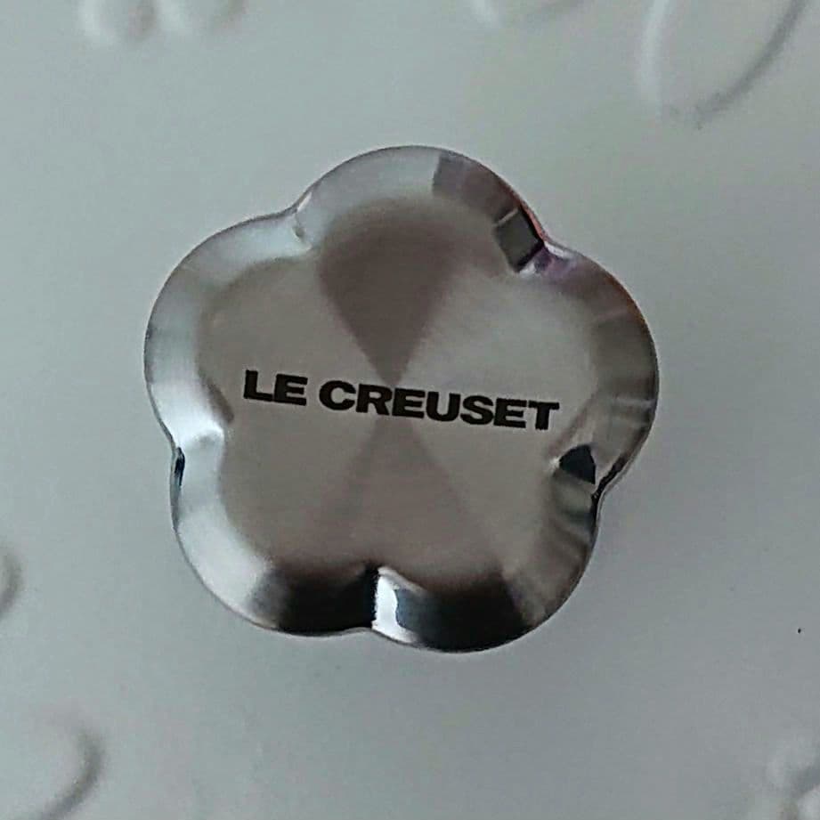 【新品】限定 LE CREUSET ミッフィーココット・フルール コットン
