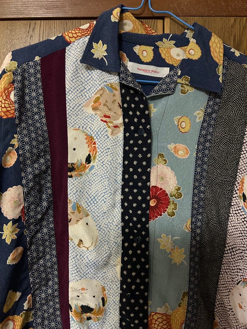 ワンダフルワールドの和柄シャツです。