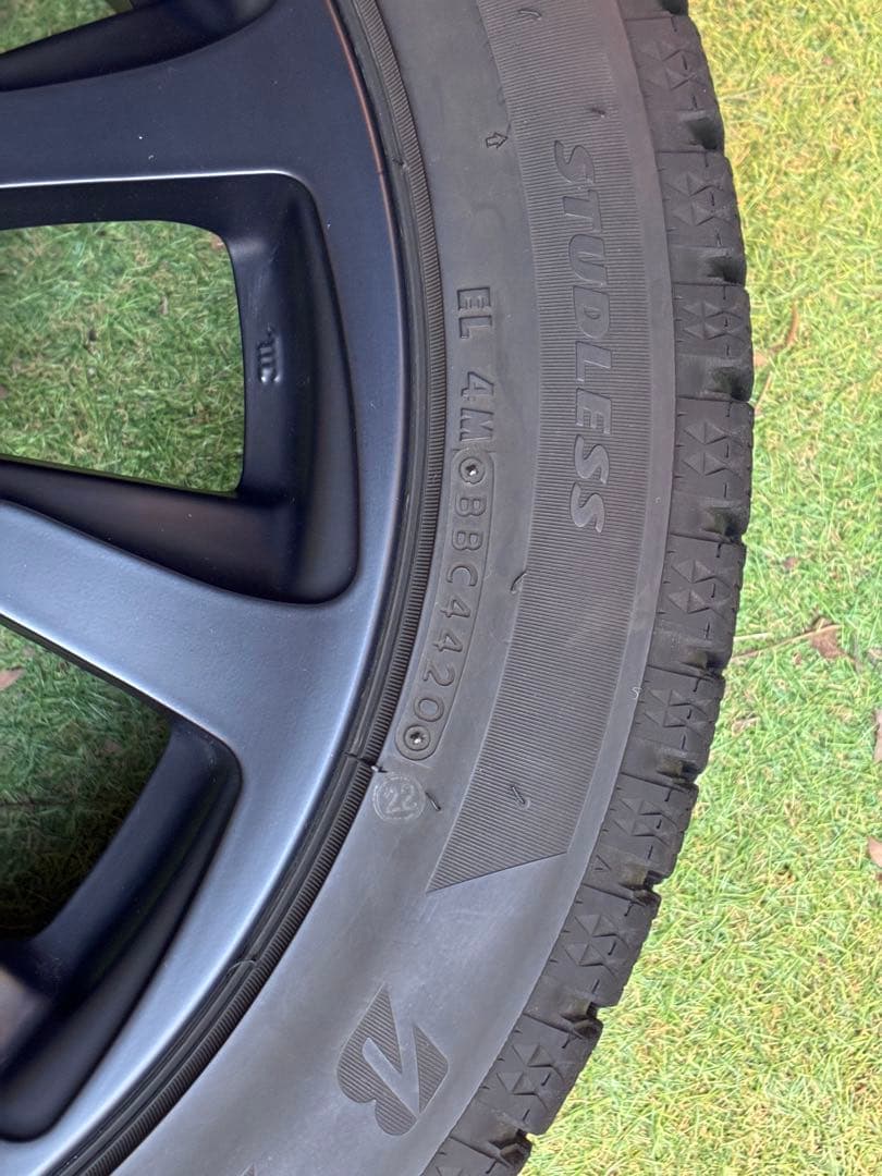 【送料込室内保管】VRX2 マツダ3ファストバック等215/50R17 バルミナ