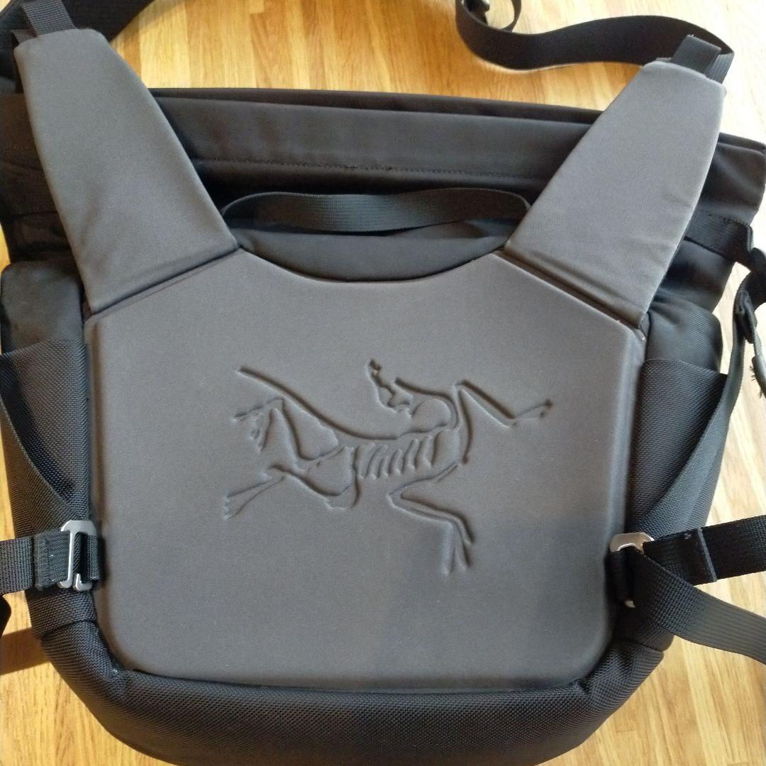 【グミ】ARC'TERYX アークテリクス 　ミストラル8