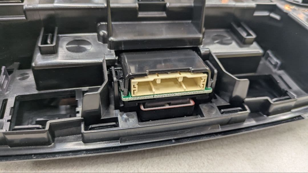 AYH30アルファードヴェルファイア用オーバーヘッドコンソール　中古