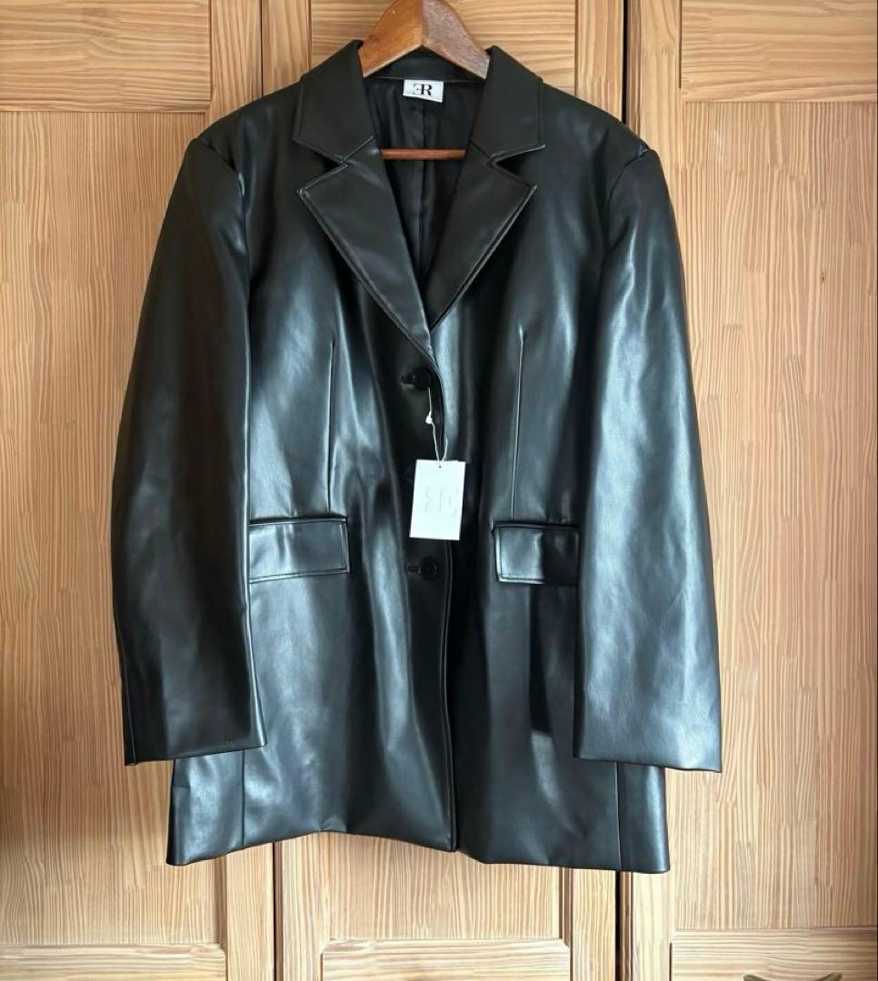 とも【タグ付新品】ER emma 合皮レザージャケット