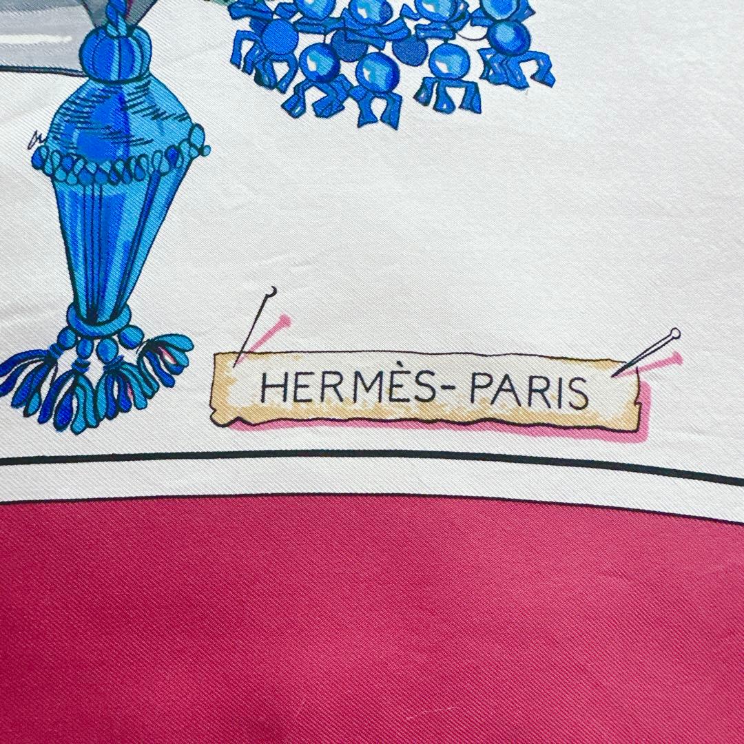 HERMÈS-PARIS エルメス　タッセルデザインスカーフ　結び方カード付き