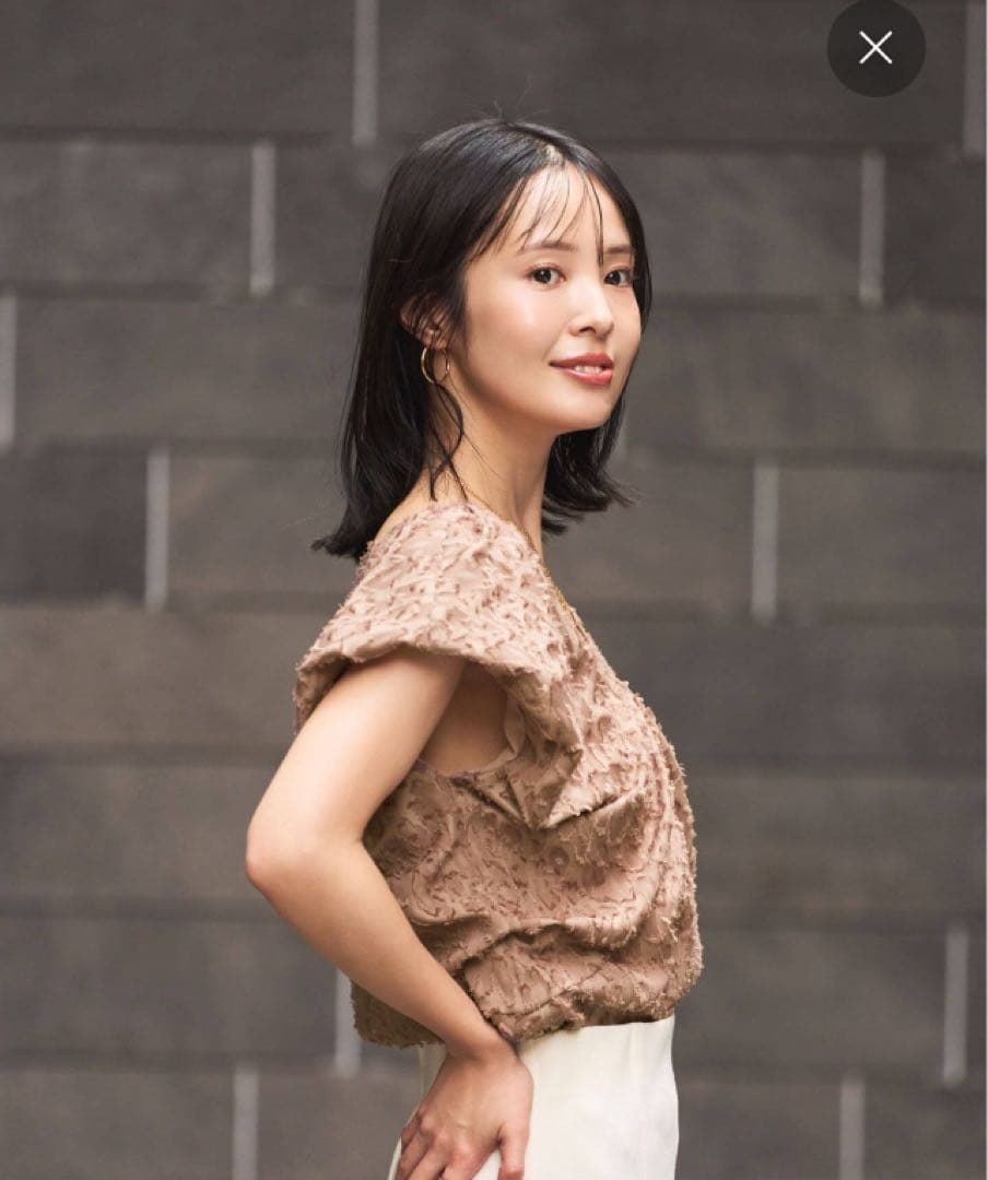 新品未使用⭐︎Noble レオパードジャガードデコルテVブラウス　キャメル