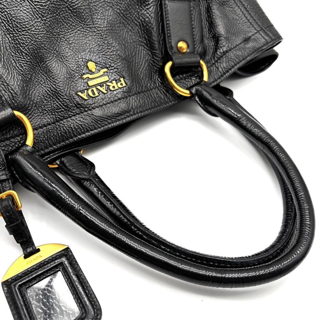 美品 プラダ 2way ショルダーバッグ トートバッグ ロゴ A4可 白タグ 黒