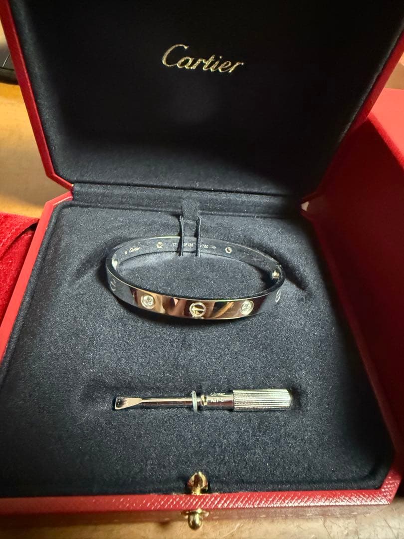 Cartierカルティエブレスレットラブブレス LOVE BRACELETダイヤ