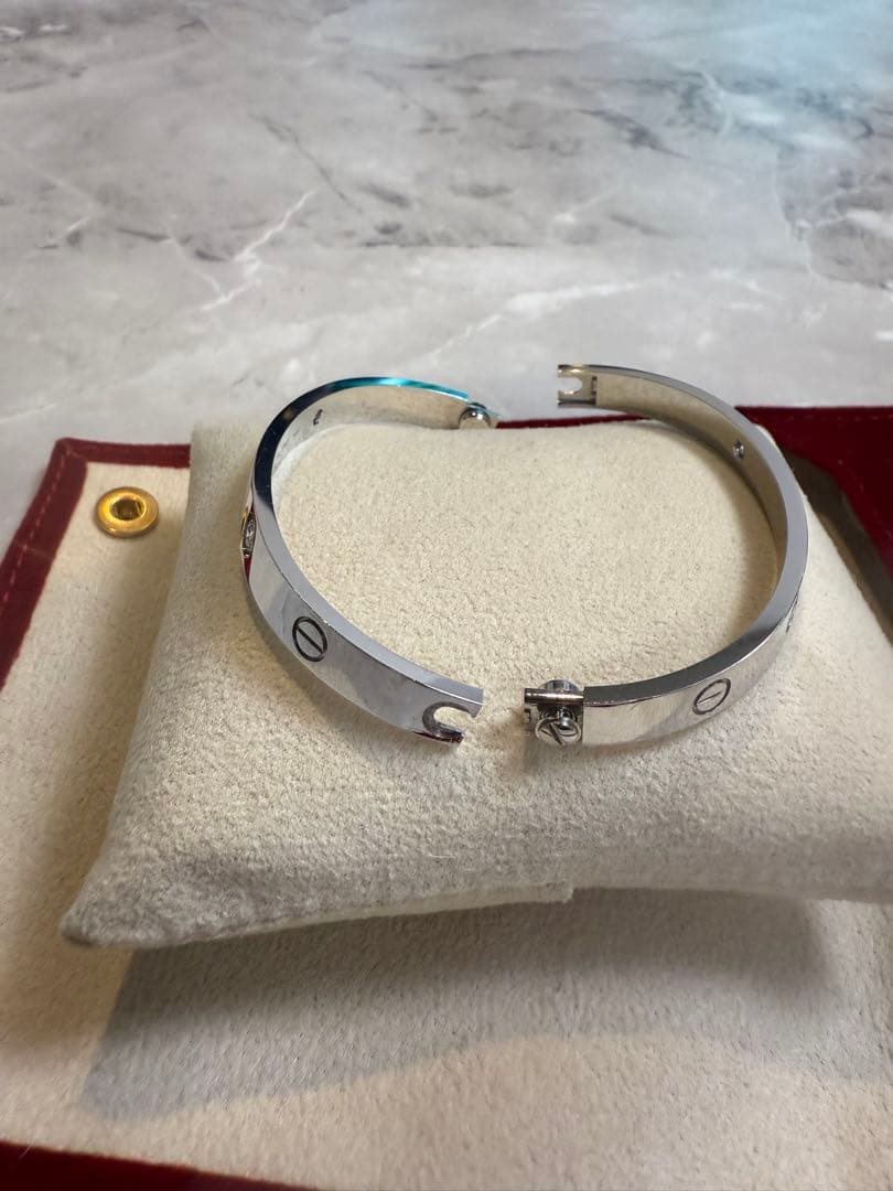 Cartierカルティエブレスレットラブブレス LOVE BRACELETダイヤ