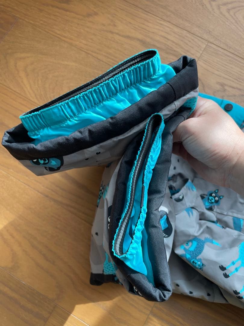 専用　優衣ちゃん専用BURTON 子ども用スノーボードウェア グレー3T