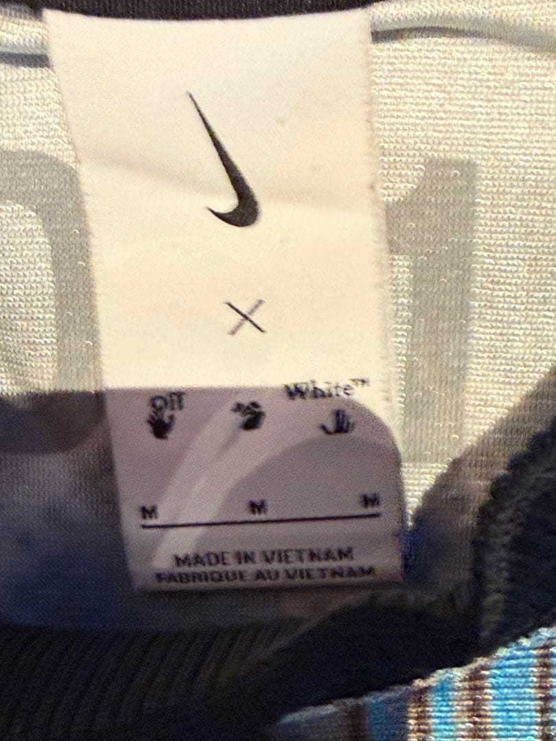 ユズキOff white Nike 長袖　M
