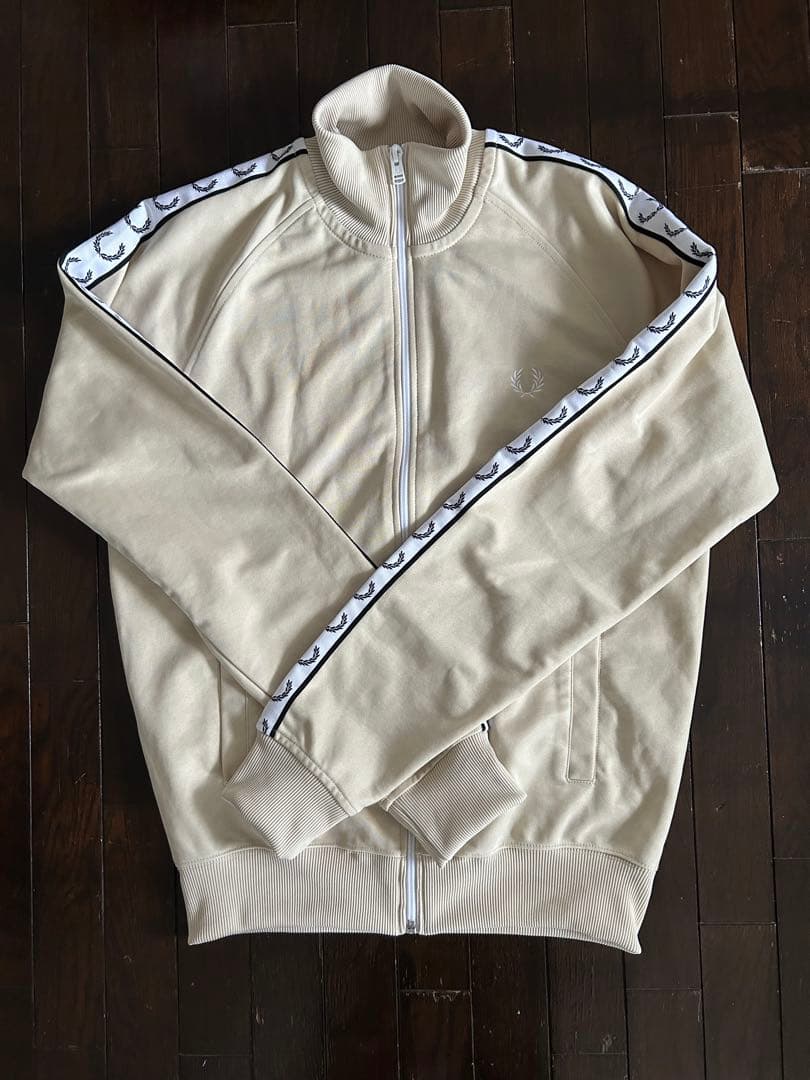 Fred Perry トラックジャケット Sサイズ