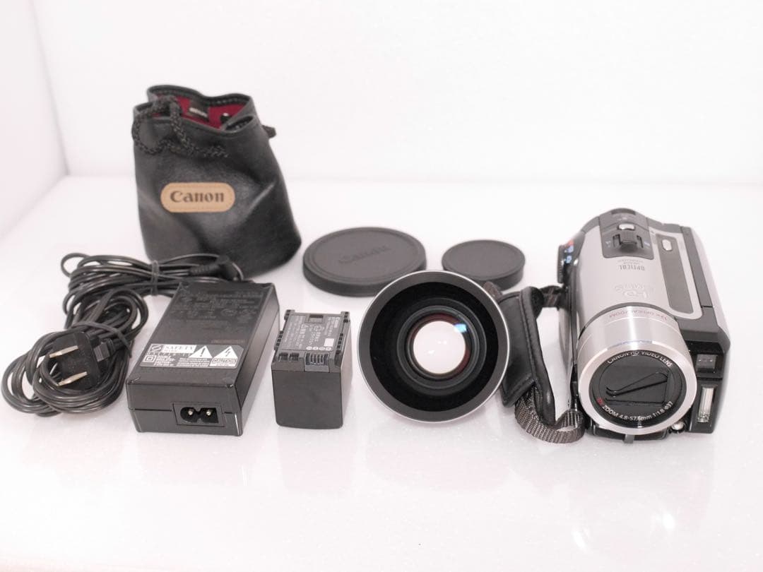 ビデオカメラ Canon iVIS HF11