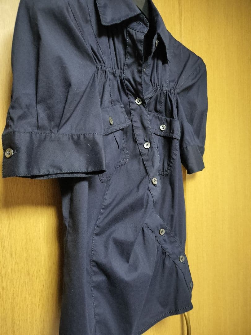PRADA プラダネイビー 半袖シャツ 40