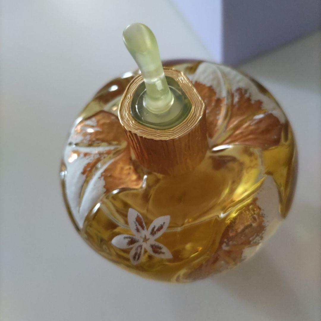 Lolita Lempicka フォービドゥンフラワー 香水