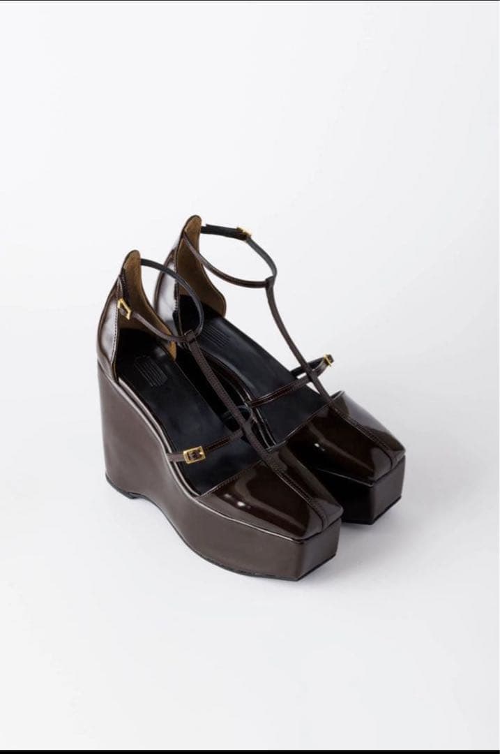 靴 FETICO DOUBLESTRAP SQUARE PLATFORM PUMPS