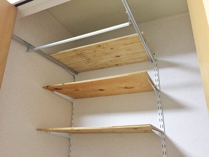 アーネストワン住宅でも使える棚受け金具(フリーラック)