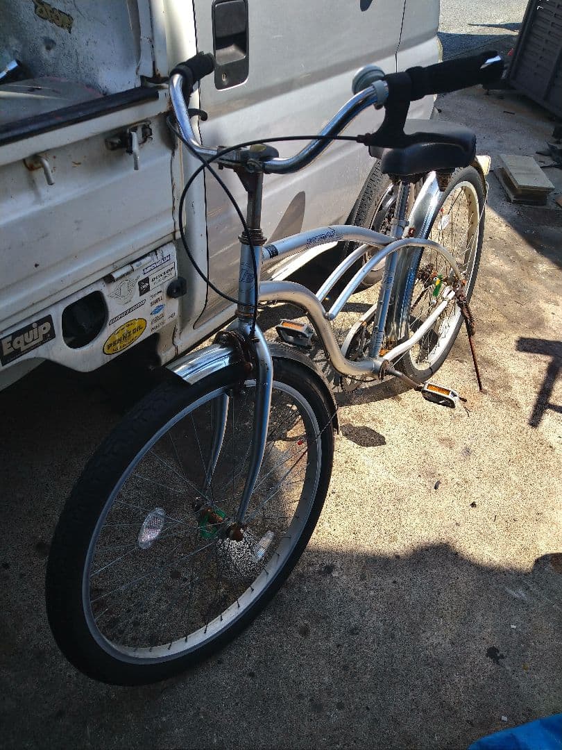 ビーチクルーザーみたいな？自転車。彦根市〜。