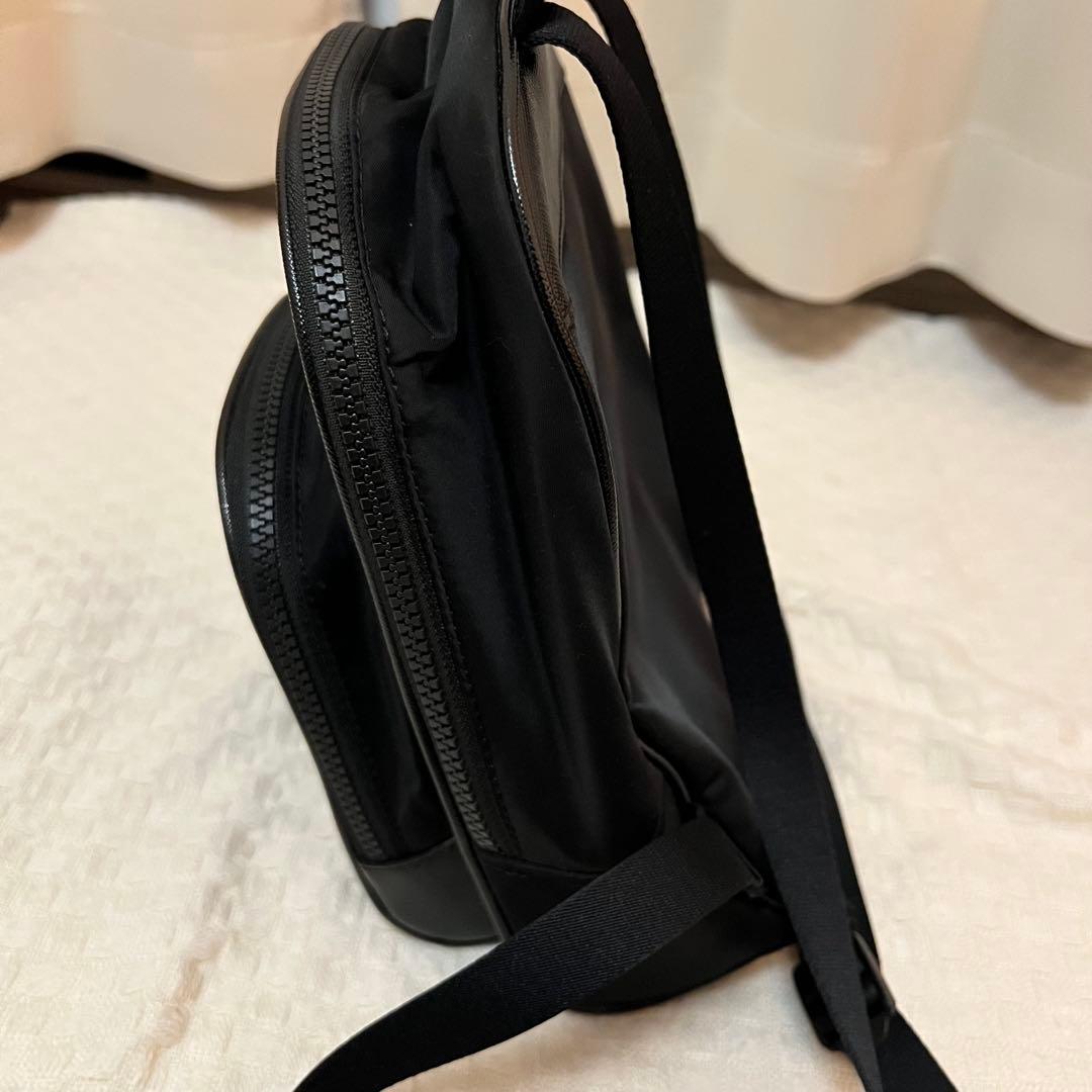 MARC JACOBS ブラックミニリュック