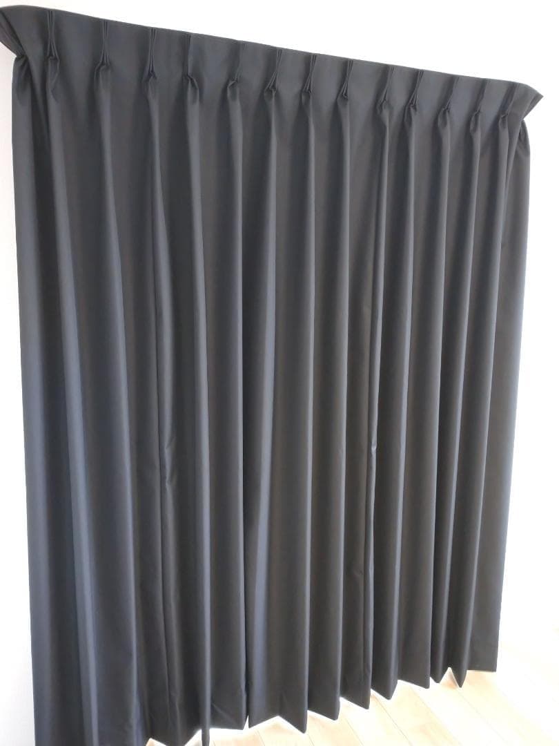 リリカラ　サンゲツ　ミラーレース　高級　オーダーカーテン　２倍ヒダ　遮光1級　黒