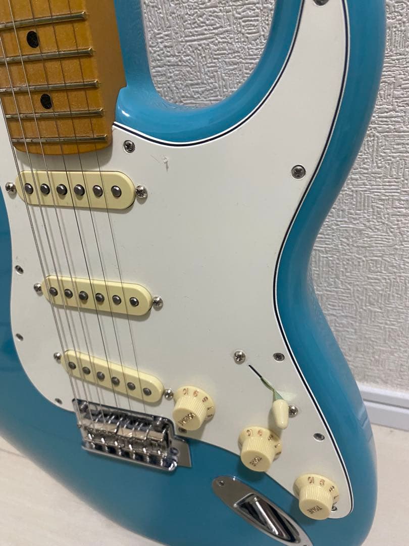 美品　FENDER PLYER II ストラトキャスター数日で終了予定となります
