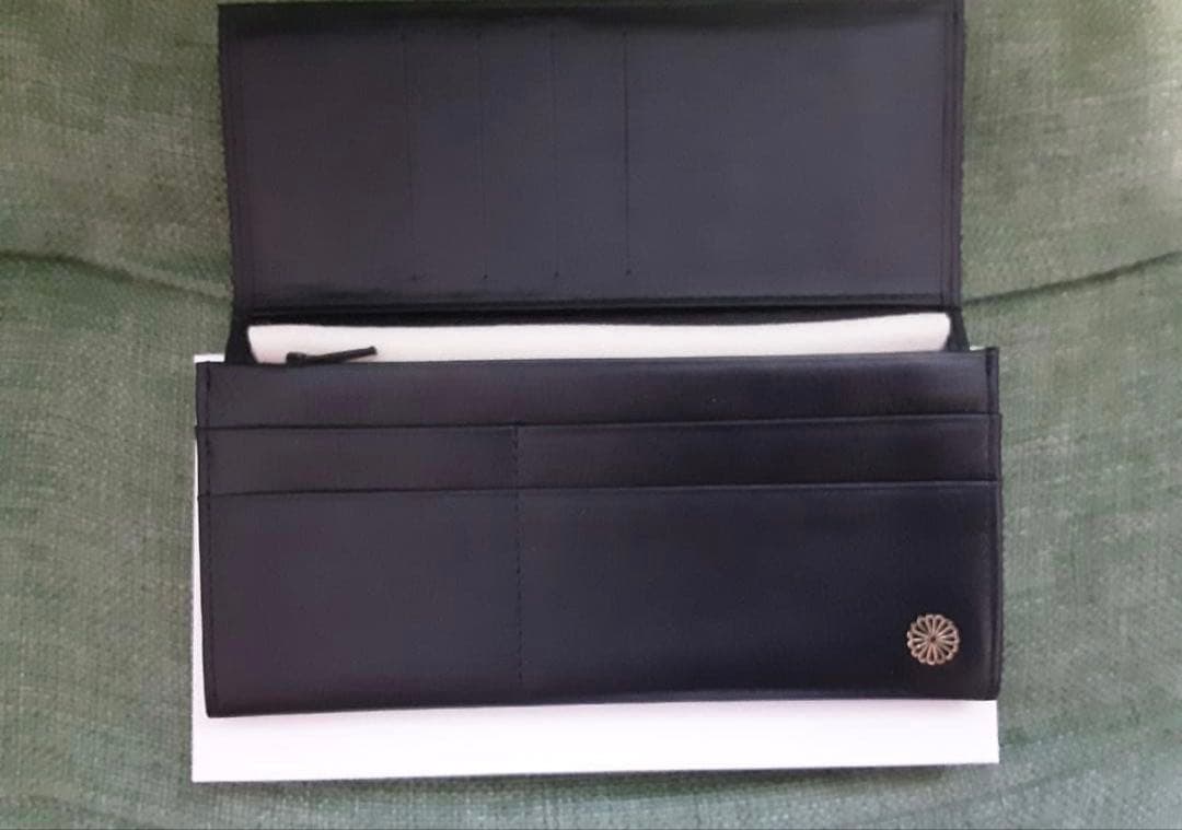 新品　皇居限定　菊の御紋特製長財布　黒 箱付き
