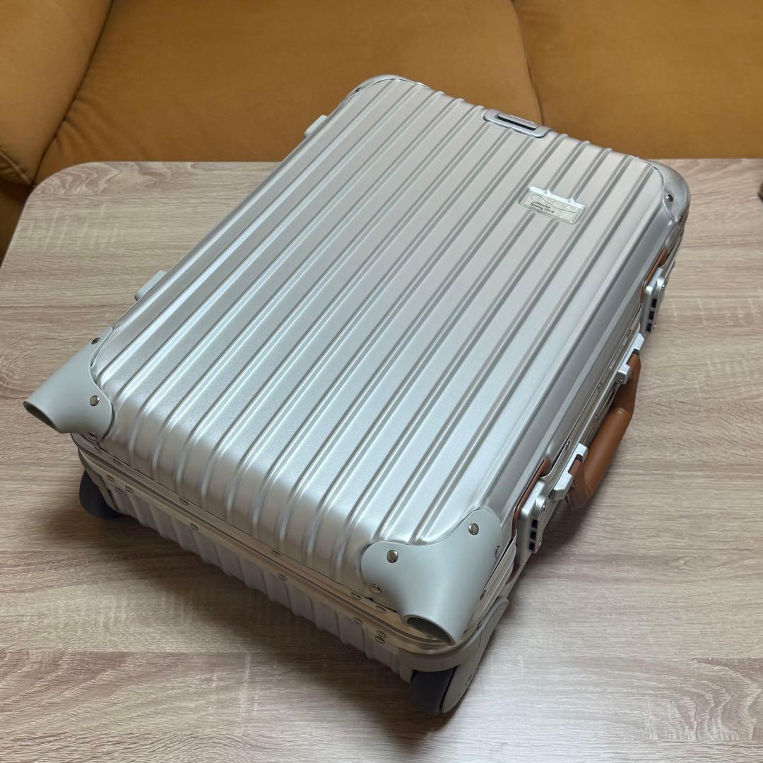 奇跡の新品　リモワ　トパーズ　ルフトハンザ　ボーイング　キャビン