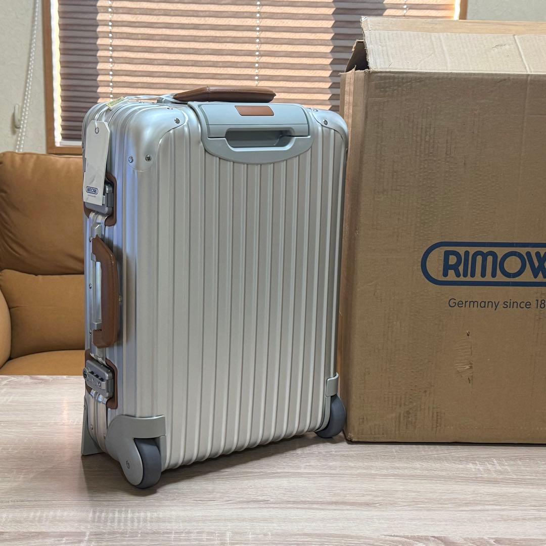 奇跡の新品　リモワ　トパーズ　ルフトハンザ　ボーイング　キャビン