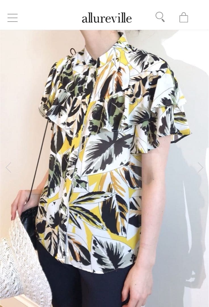 allureville【定価:26,400円】リーフプリントブラウス