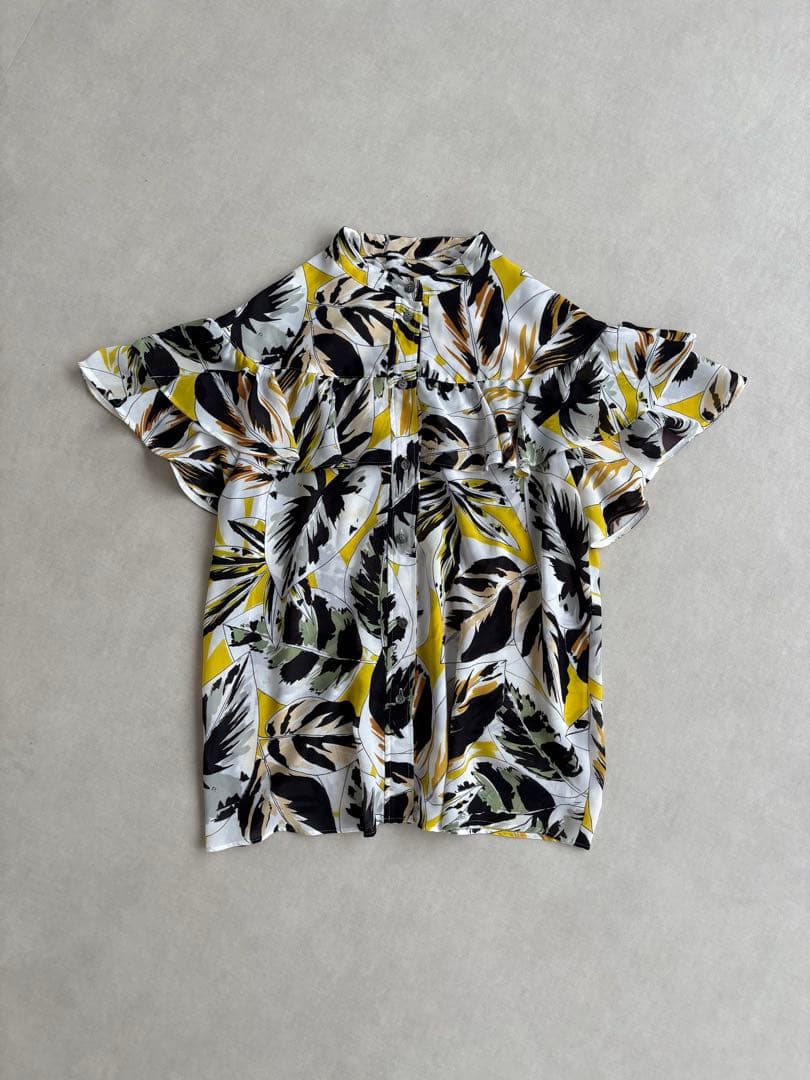 allureville【定価:26,400円】リーフプリントブラウス