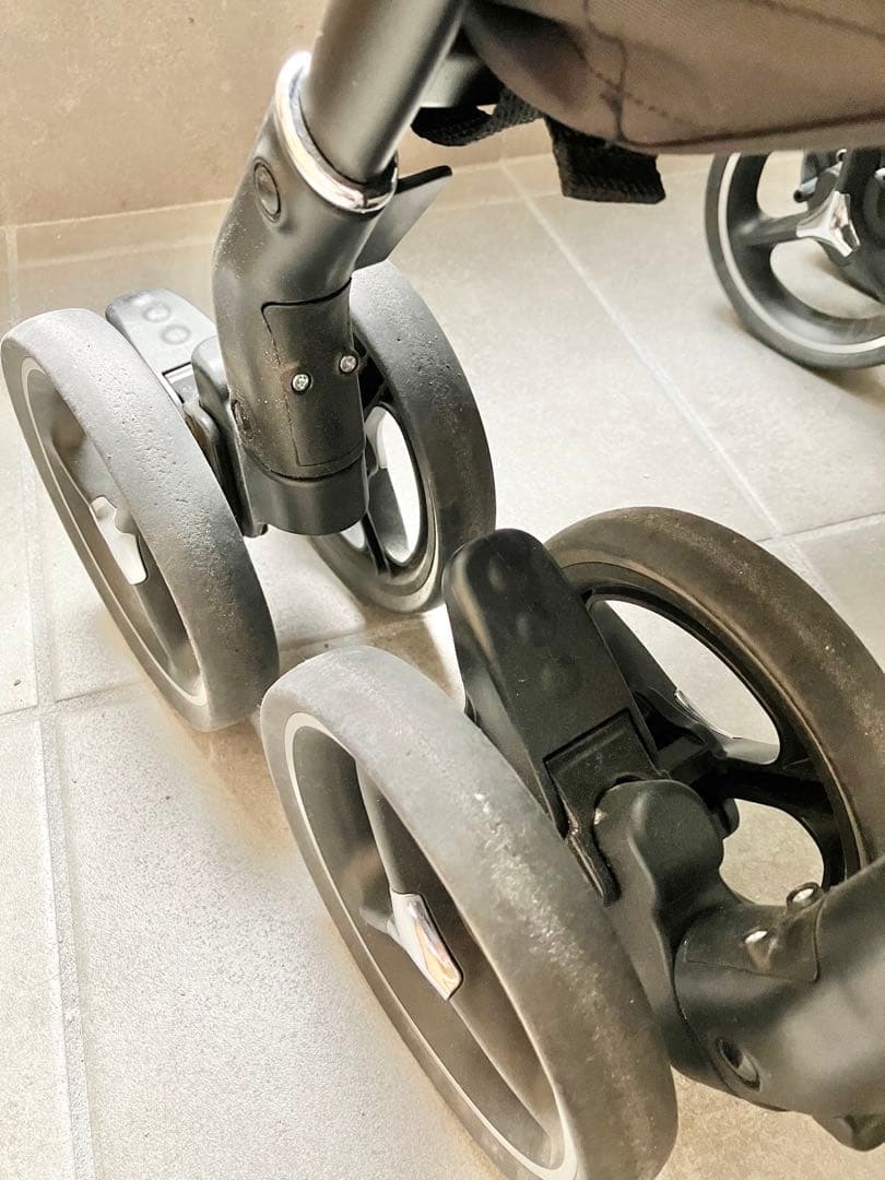 【めたもんこぞう】Aprica ベビーカー ラクーナビッテクッション