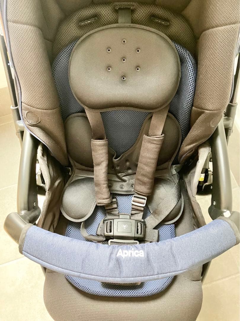 【めたもんこぞう】Aprica ベビーカー ラクーナビッテクッション