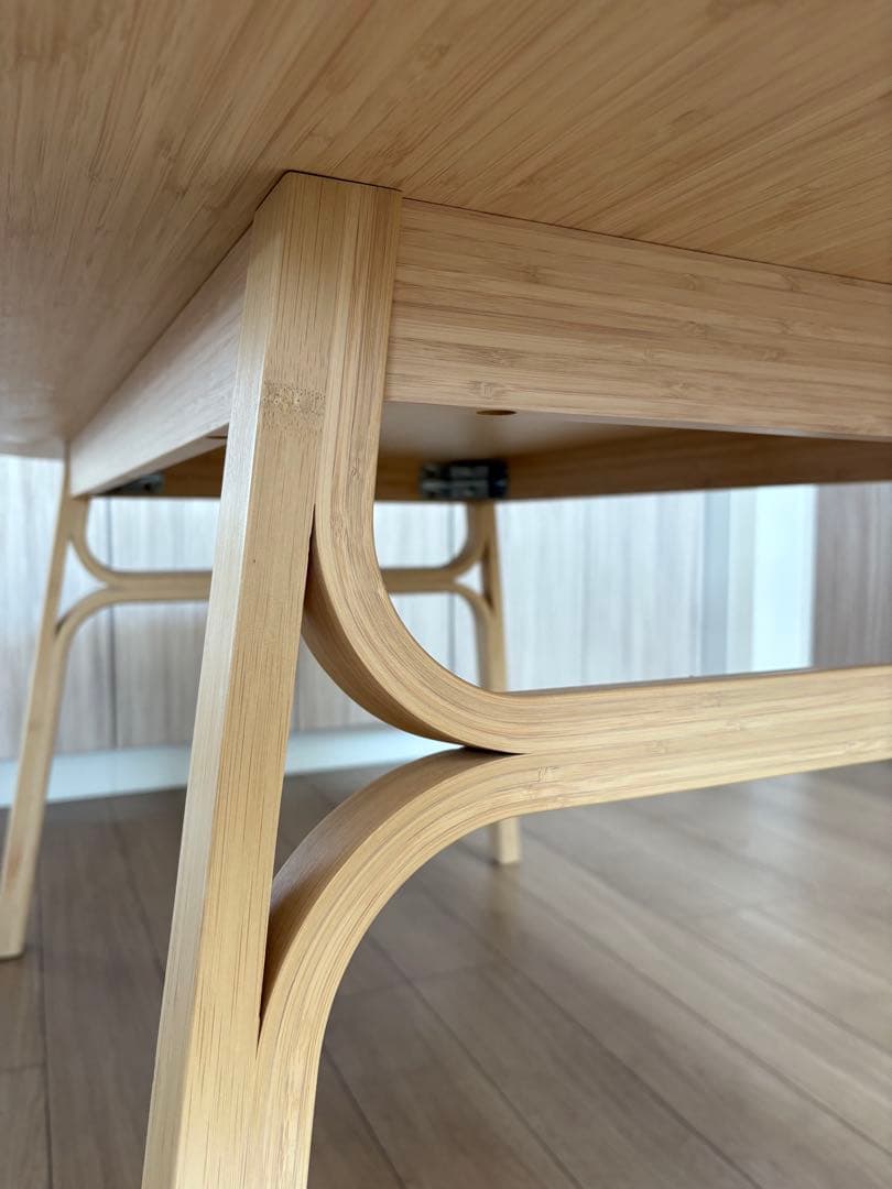 【IKEA】6人用ダイニングテーブル ヴォックスローヴ