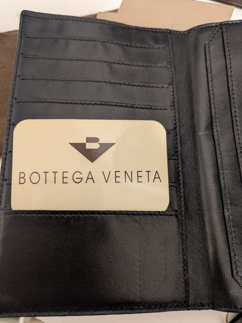 未使用✫BOTTEGA VENETA ボッテガ イントレチャート 二つ折り財布
