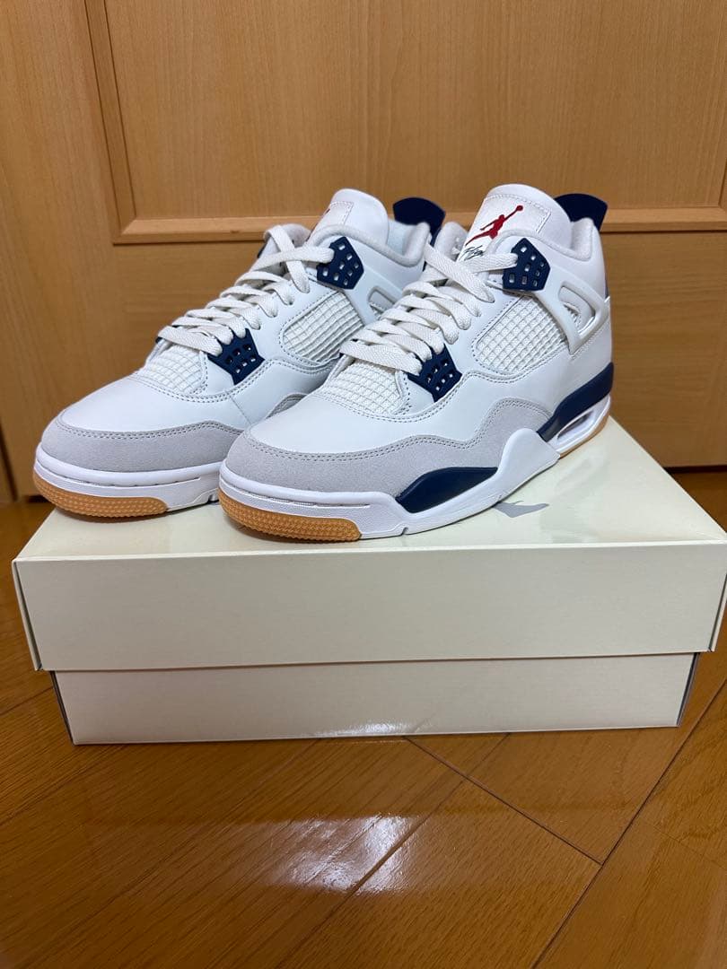 【新品】Nike SB Air Jordan 4 Retro SP