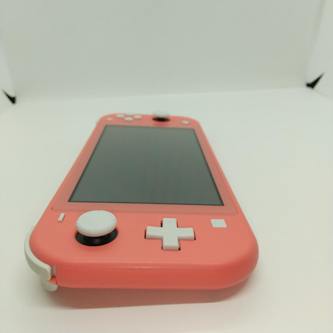 ①　動作正常　Nintendo Switch ライト本体　コーラル　赤　Lite