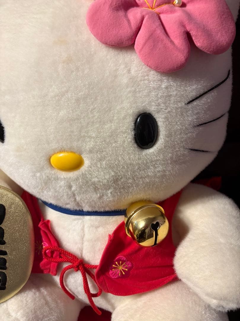 ハローキティ　特大　招き猫　ぬいぐるみ　希少