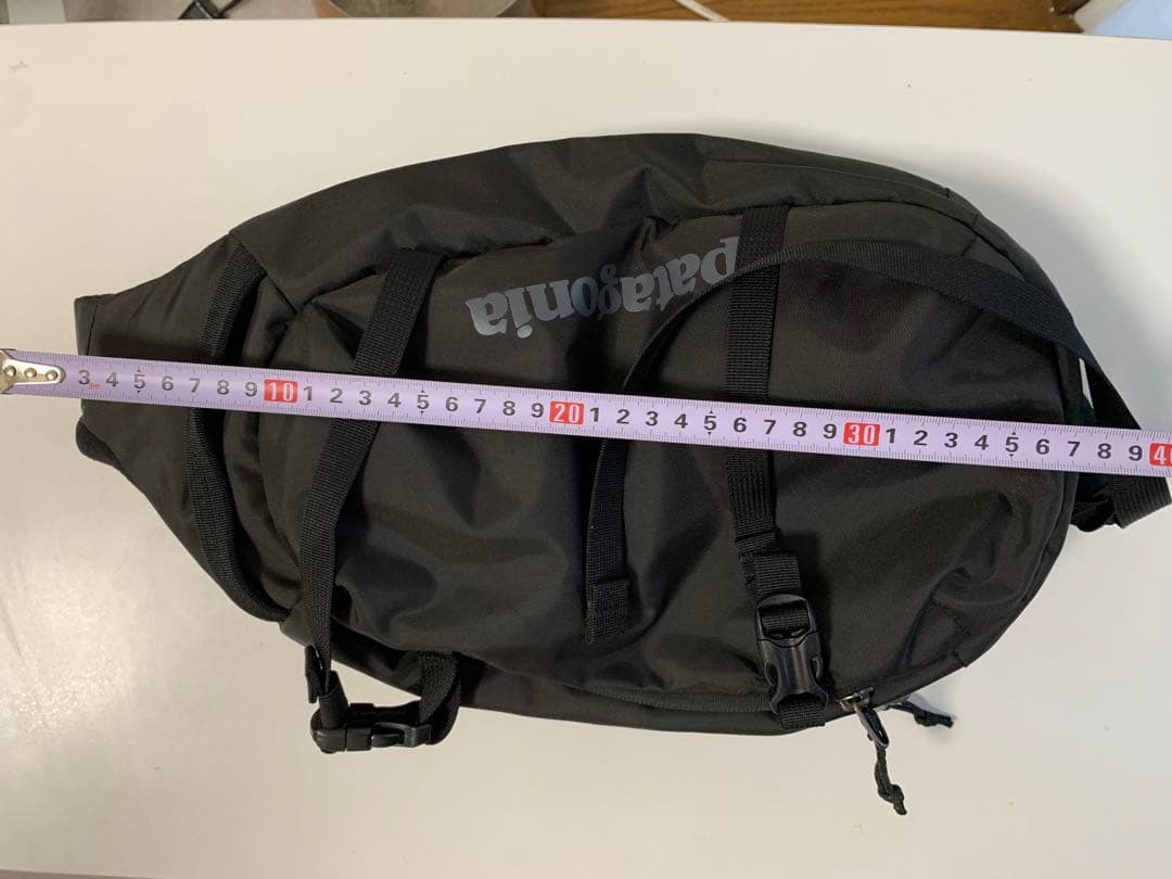 Patagonia ボディバッグ ブラック