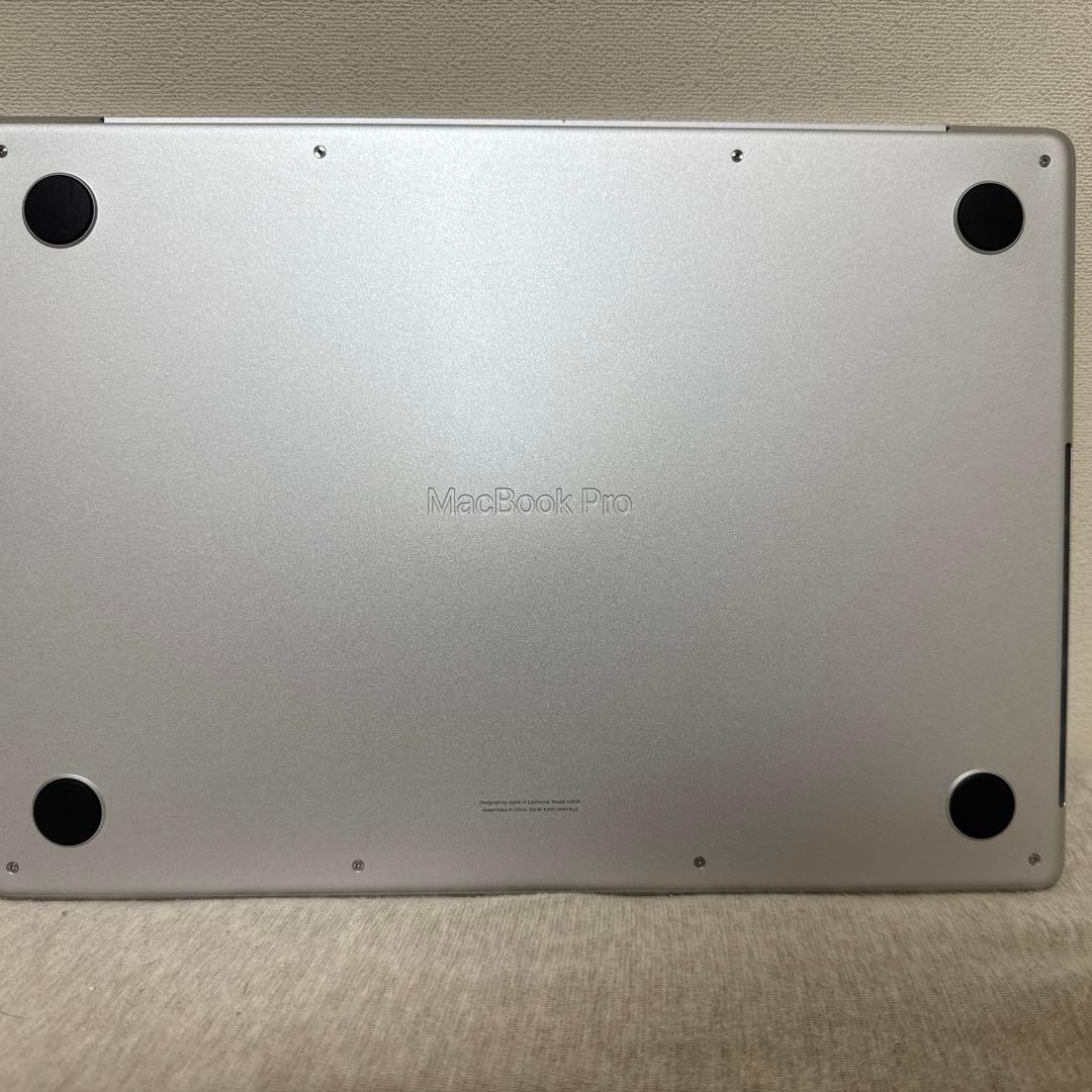 MacBook Pro 14インチ