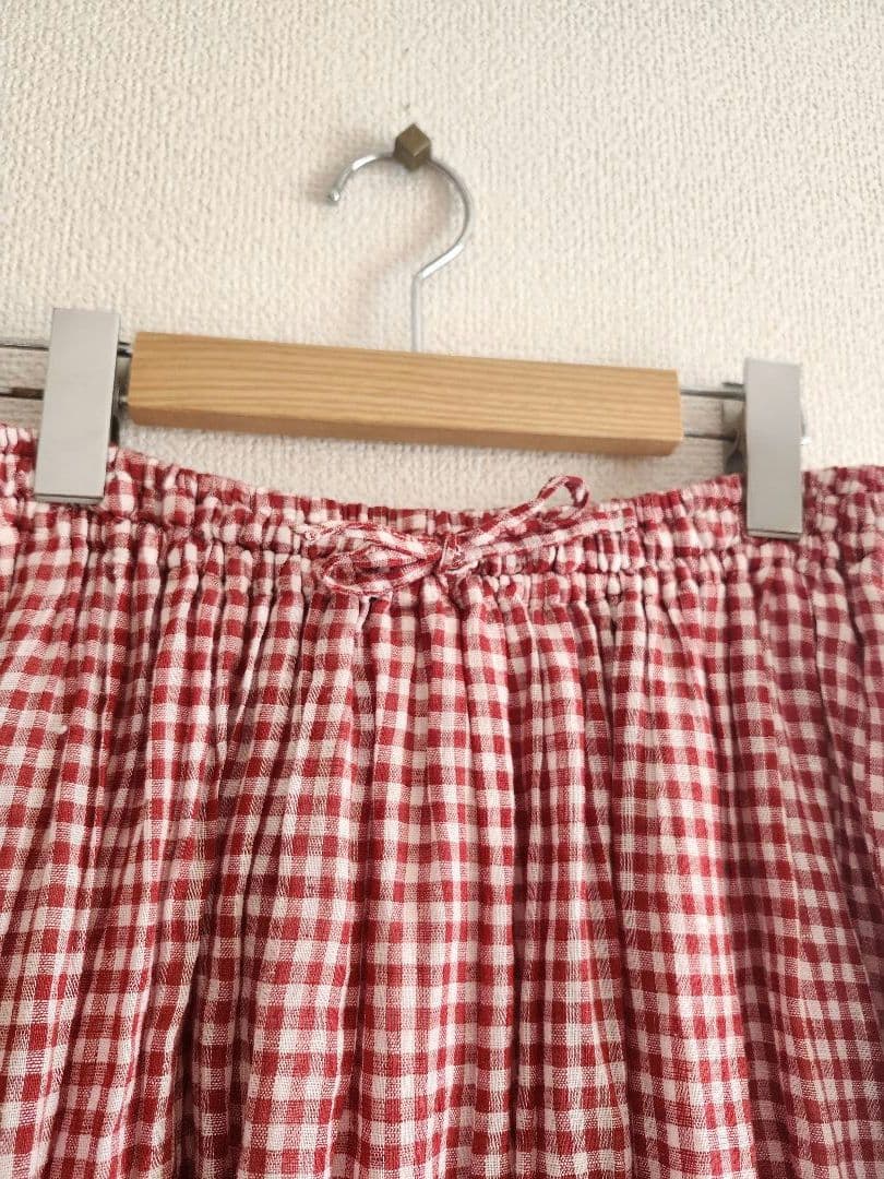 週末値下げ 日本製*ネストローブ チェックスカート*赤