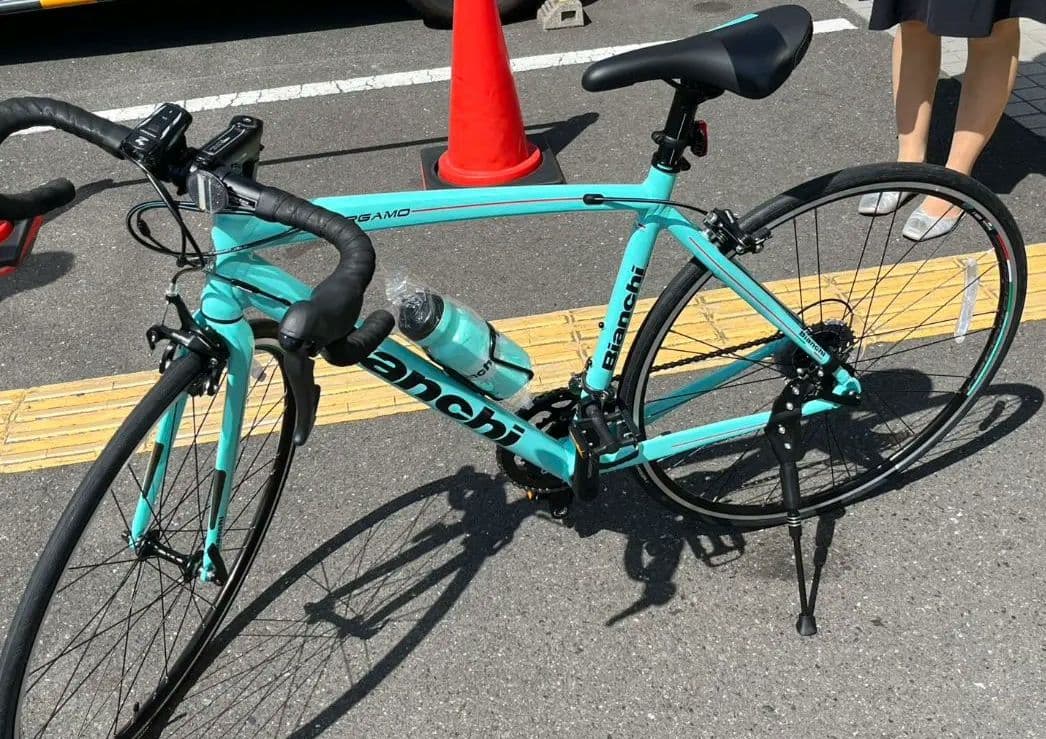 Bianchi BERGAMO あさひ限定 ロードバイク　サイズ:27 変速あり