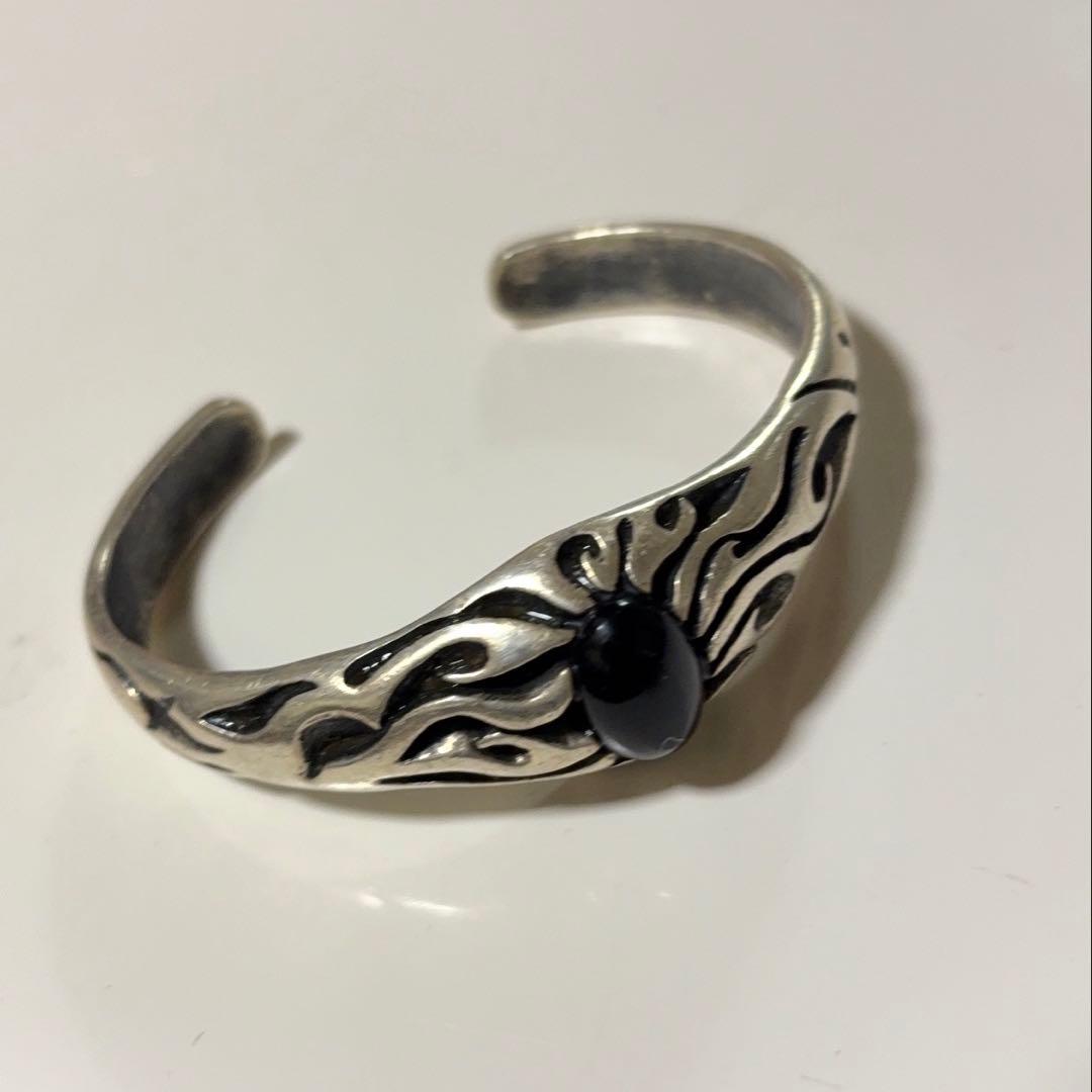 シルバー925 オニキス　トライバルバングル