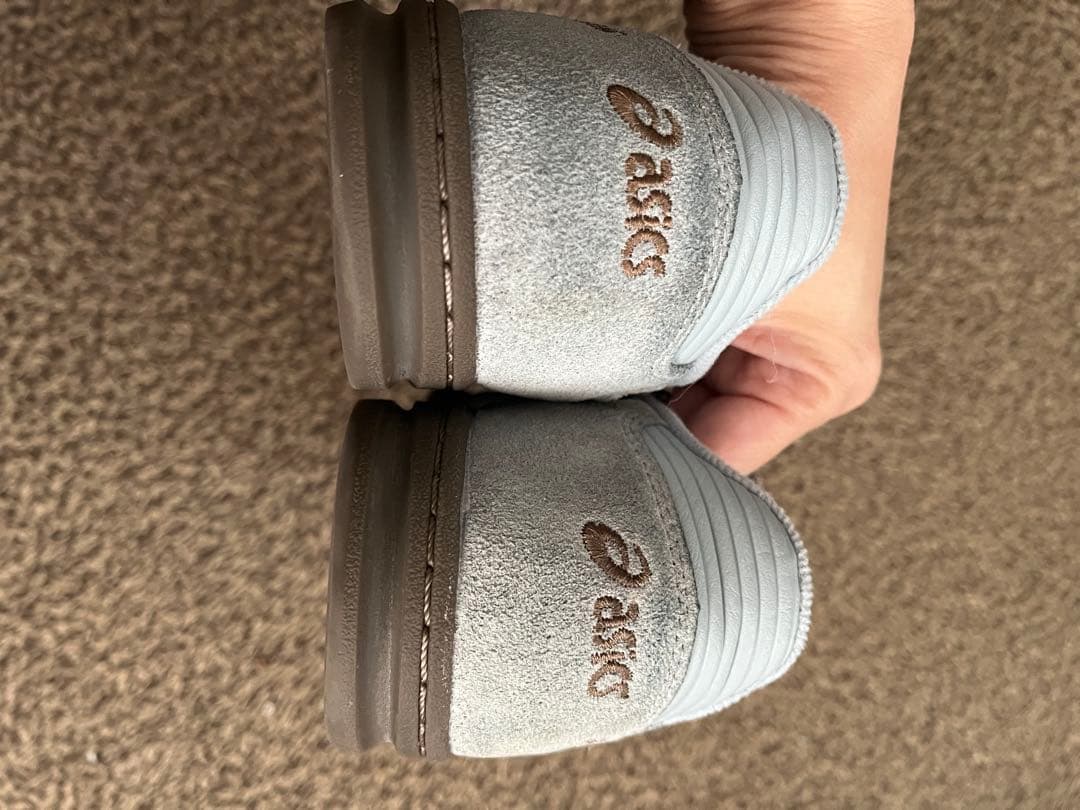 ASICS SKYHAND OG スカイハンドOG 23.5センチ