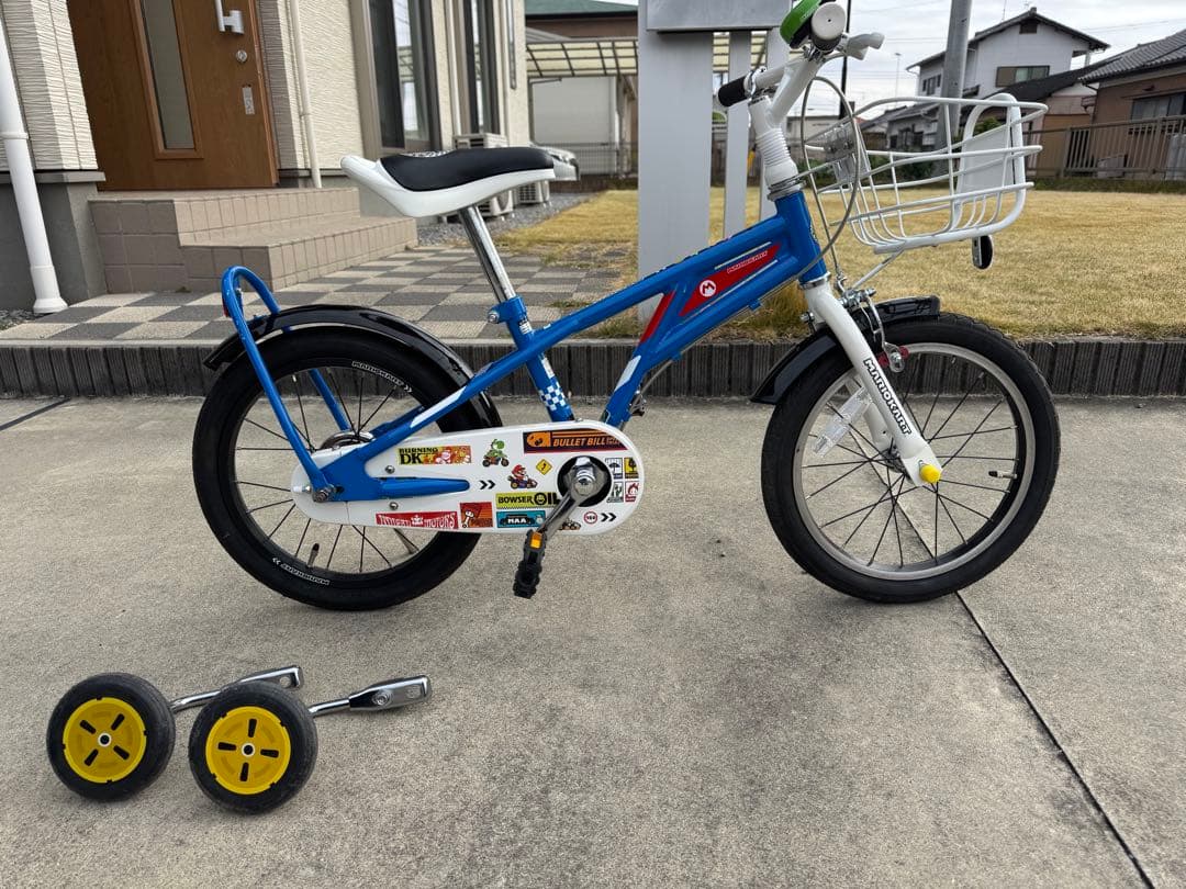 マリオ　幼児用自転車 16インチ 補助輪付き