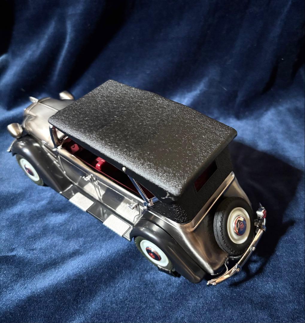 ★【トヨタ自動車AB型フェートン乗用車ミニチュアカー ライター機能付 】 希少品