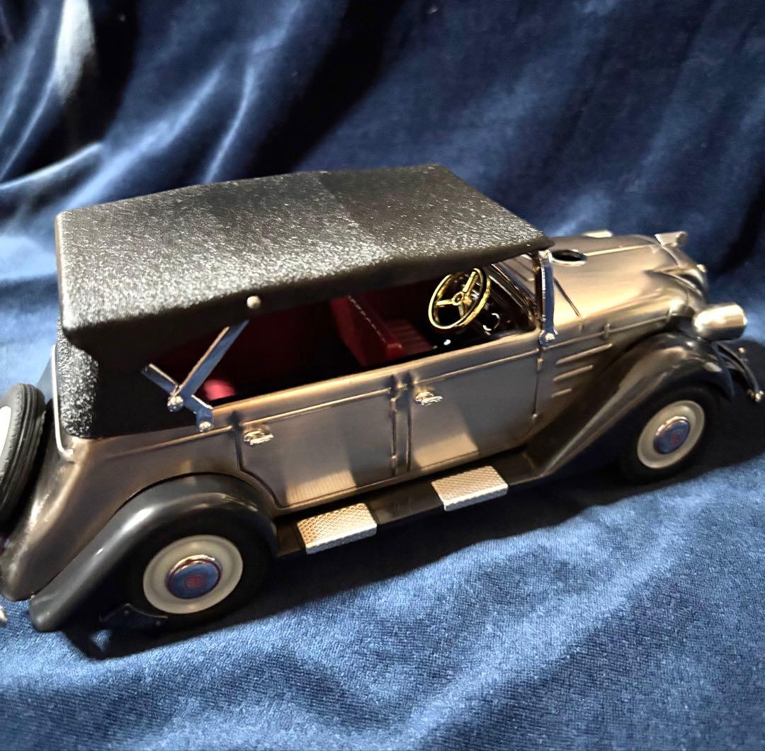 ★【トヨタ自動車AB型フェートン乗用車ミニチュアカー ライター機能付 】 希少品