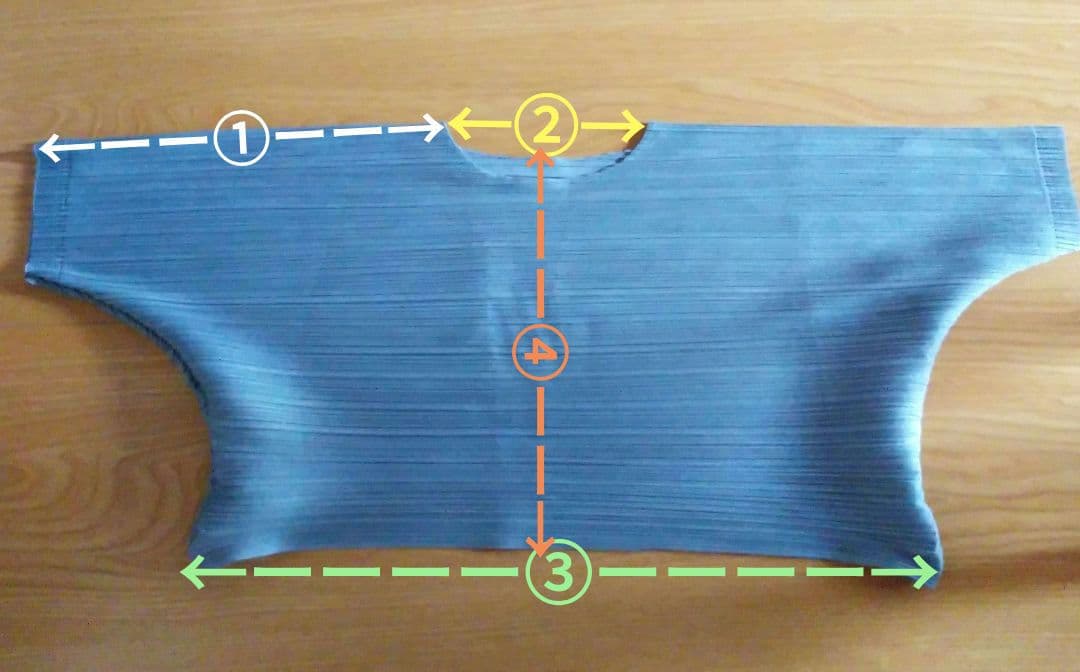 PLEATS PLEASE トップス
