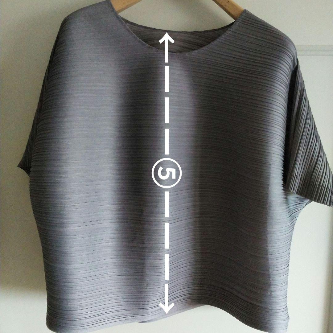 PLEATS PLEASE トップス