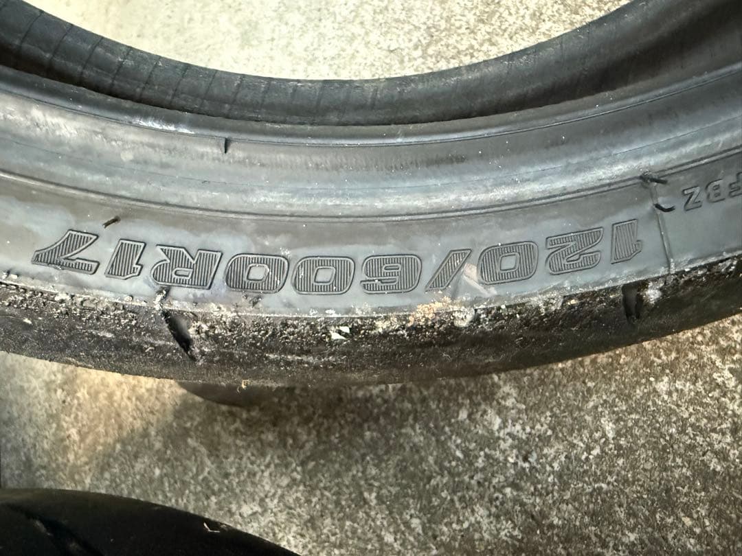 ST600 バトラックスR11前後使用時間約30分程